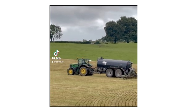 Getting the slurry out on the silage ground we cut in phase one of our 3rd cut